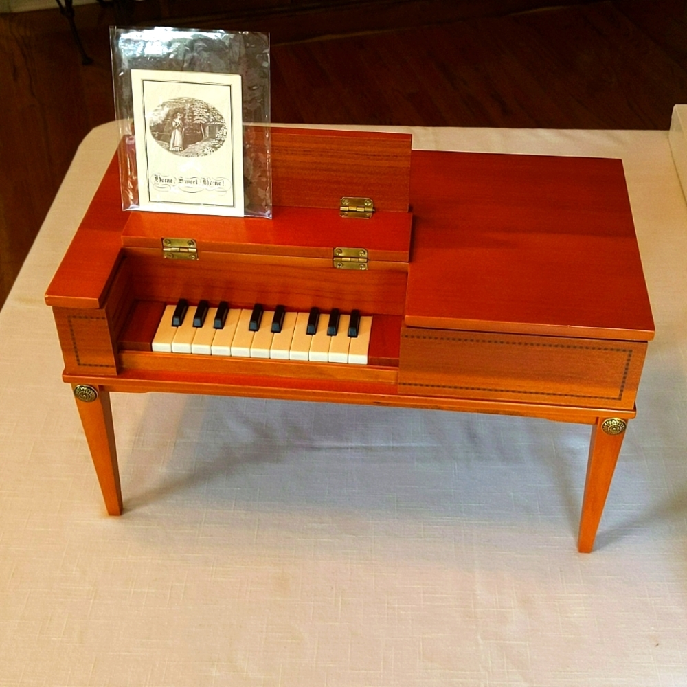 Josefina's piano